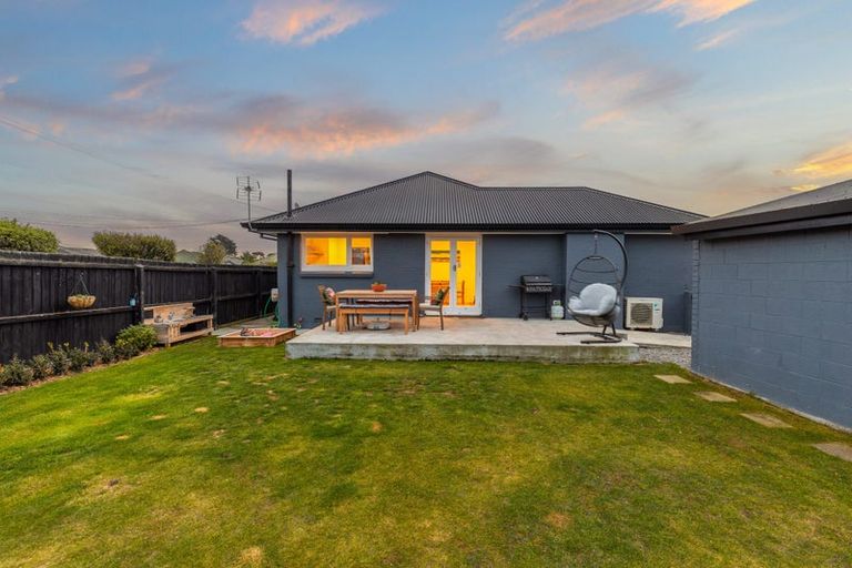 Photo of property in 5 Cromer Place, New Brighton, Christchurch, 8062