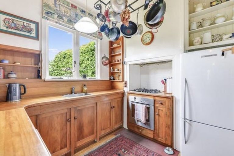 Photo of property in 6 Hammond Street, Hamilton Central, Hamilton, 3204