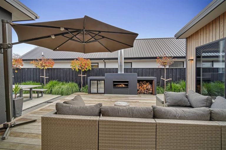 Photo of property in 10 Hazelnut Avenue, Prebbleton, 7604