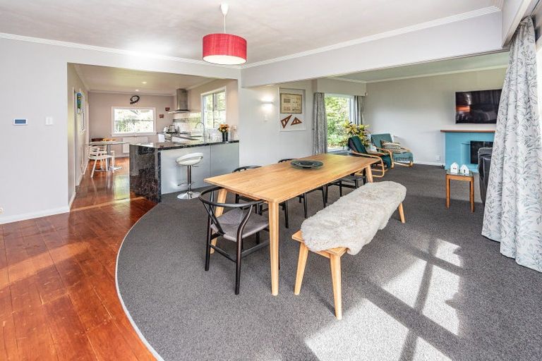 Photo of property in 16 Oakland Avenue, Saint Johns Hill, Whanganui, 4500