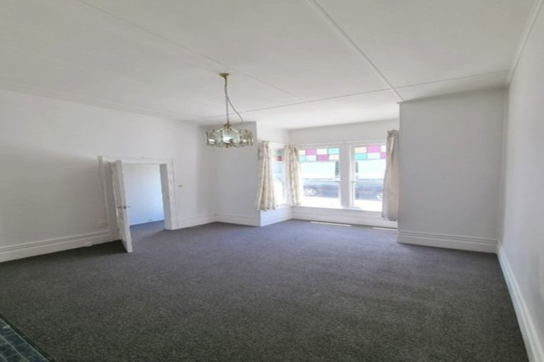 Photo of property in 80 Roxburgh Street, Mount Victoria, Wellington, 6011