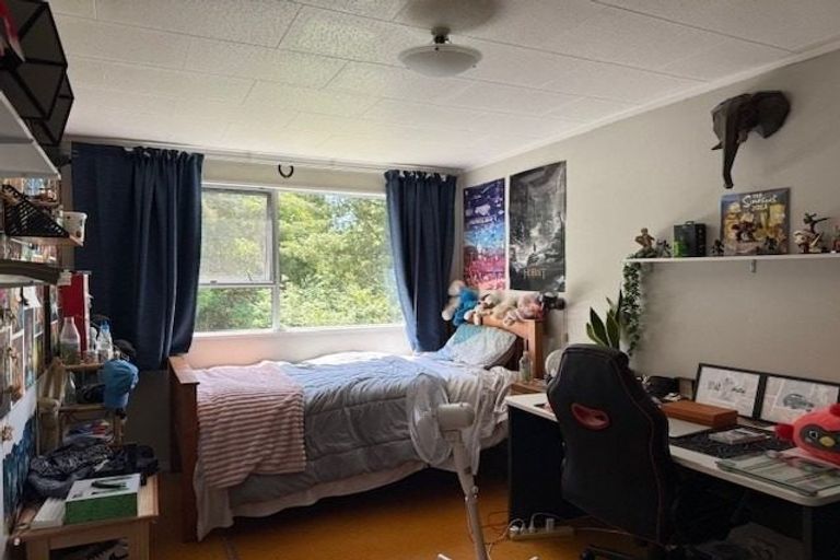 Photo of property in 16 Pamir Place, Welcome Bay, Tauranga, 3112