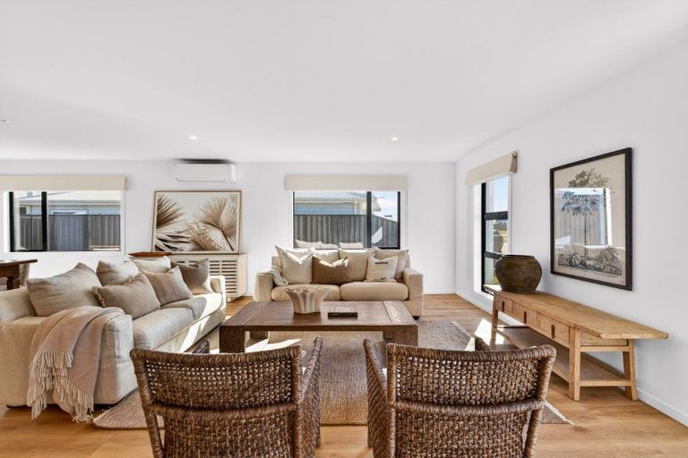 Photo of property in 49 Wai Whatu Street, Meeanee, Napier, 4110