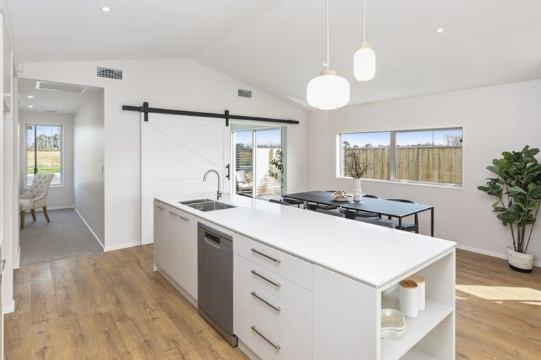 Photo of property in 89 Skibbereen Drive, Halswell, Christchurch, 8025