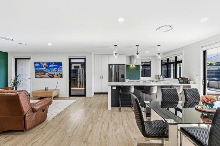 Photo of property in 32 Lockerbie Street, Morrinsville, 3300