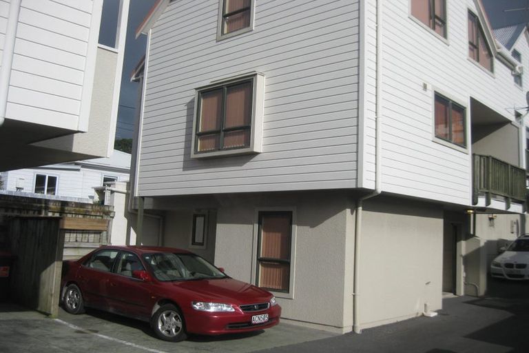 Photo of property in 2/111 Hanson Street, Newtown, Wellington, 6021