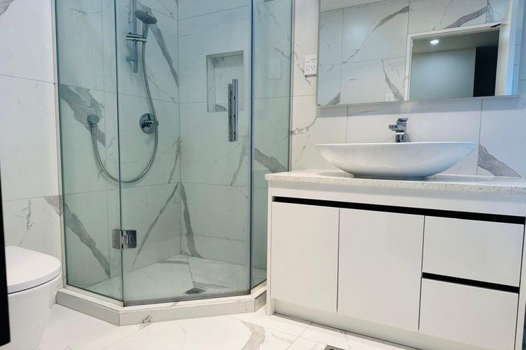 Photo of property in 8c Hobart Crescent, Wattle Downs, Auckland, 2103