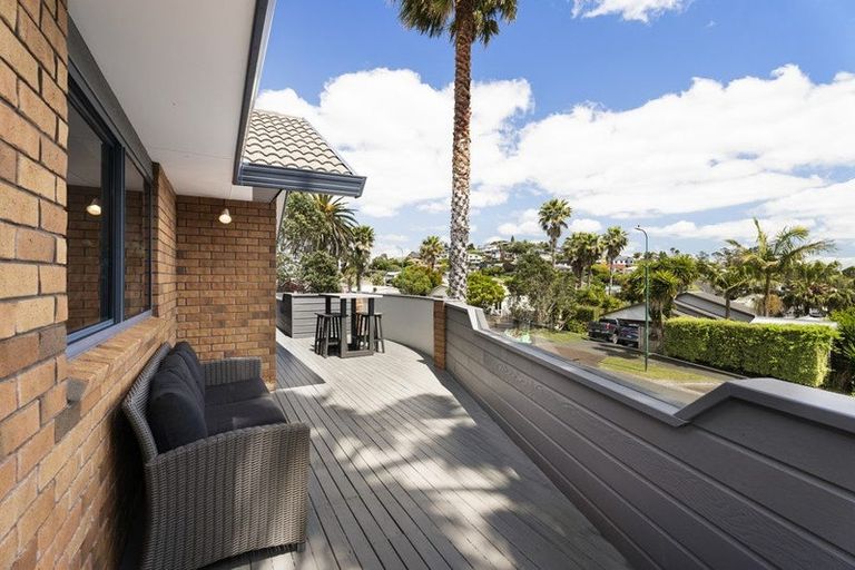 Photo of property in 14 Coralsea Way, Arkles Bay, Whangaparaoa, 0932