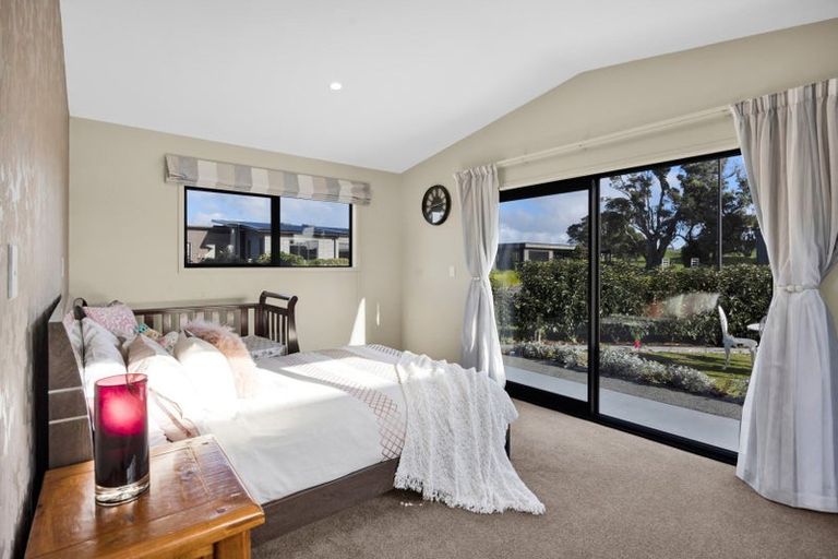 Photo of property in 12 Kotare Drive, Waiwhakaiho, New Plymouth, 4312