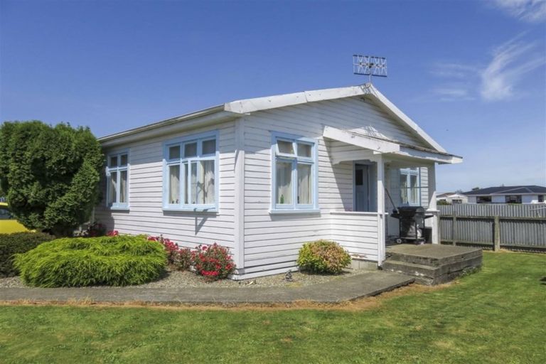 Photo of property in 2 Alexander Avenue, Newfield, Invercargill, 9812