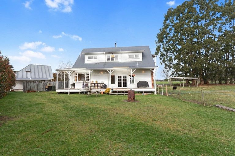 Photo of property in 23 Harewood Road, Oxford, 7430