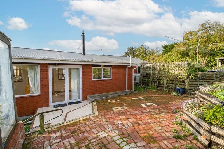 Photo of property in 264 Mount Pleasant Road, Mount Pleasant, Christchurch, 8081