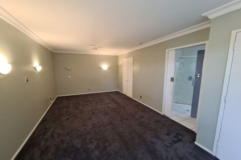 Photo of property in 31 Dives Avenue, Hawera, 4610