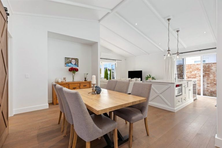 Photo of property in 5 Mollisia Lane, Papamoa Beach, Papamoa, 3118