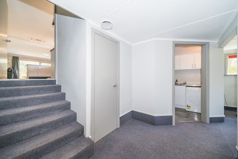 Photo of property in 17 Swansea Street, Hokowhitu, Palmerston North, 4410