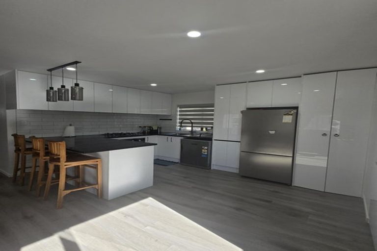 Photo of property in 45 Black Beech Crescent, Takanini, 2110