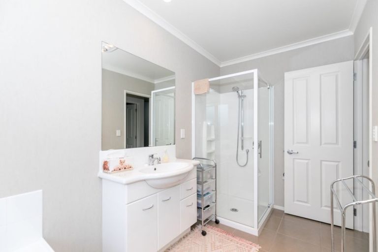 Photo of property in 104 Stirling Drive, Morrinsville, 3300