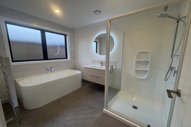 Photo of property in 14 Parkside Avenue, Maewa, Feilding, 4702