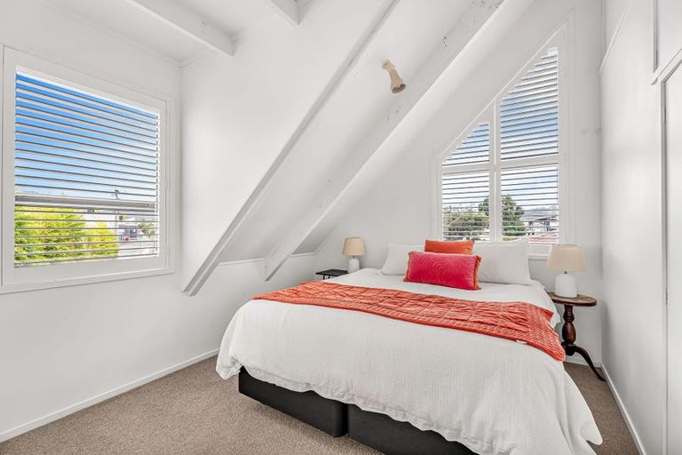 Photo of property in 1 Manaia Road, Tairua, 3508