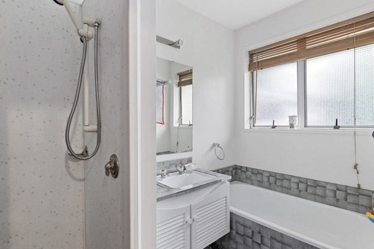 Photo of property in 12 Urella Place, Spreydon, Christchurch, 8024