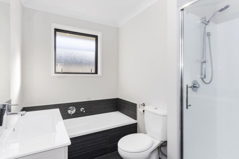 Photo of property in 19 Batty Street, Papamoa Beach, Papamoa, 3118