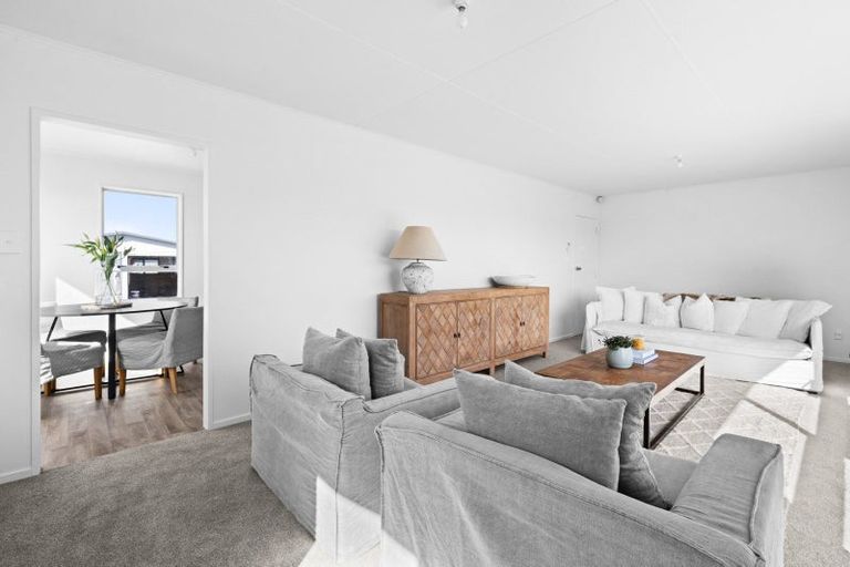 Photo of property in 61 Diaz Drive, Flaxmere, Hastings, 4120