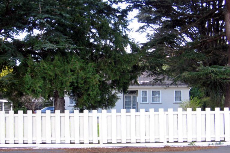 Photo of property in 9 Johnston Street, Featherston, 5710