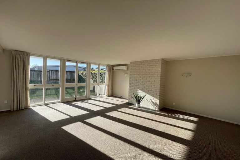 Photo of property in 1/40 Walpole Avenue, Hillpark, Auckland, 2102