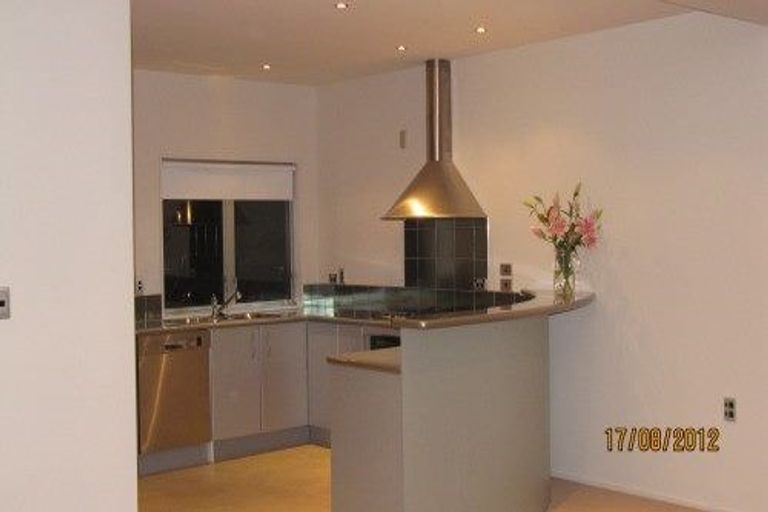 Photo of property in 20 Thane Road, Roseneath, Wellington, 6011