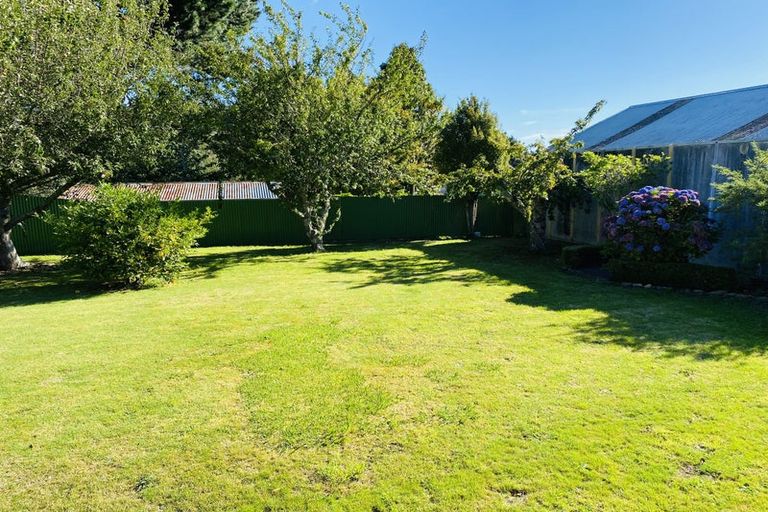 Photo of property in 50 Gillespies Road, Birchville, Upper Hutt, 5018