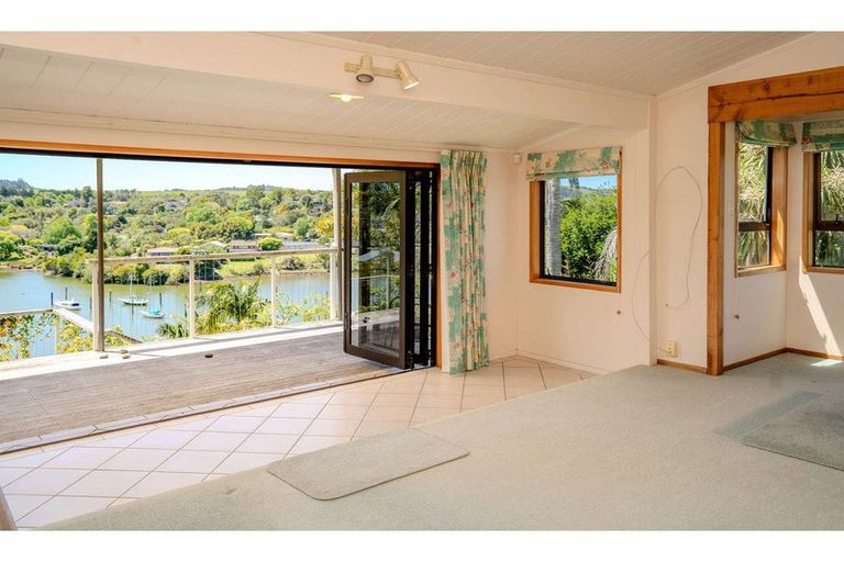 Photo of property in 30 Riverview Road, Kerikeri, 0230