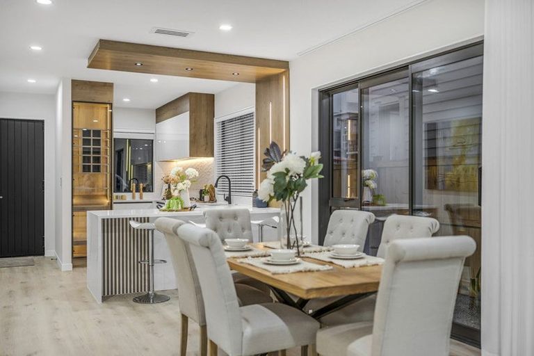 Photo of property in 4 Sagitta Drive, Flat Bush, Auckland, 2019