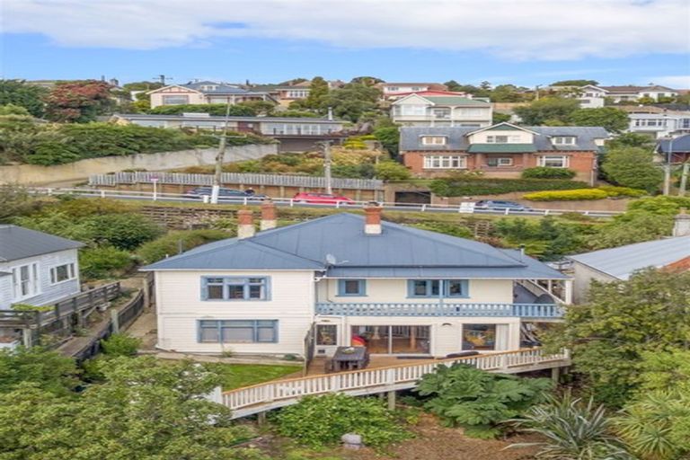 Photo of property in 51 Easther Crescent, Kew, Dunedin, 9012
