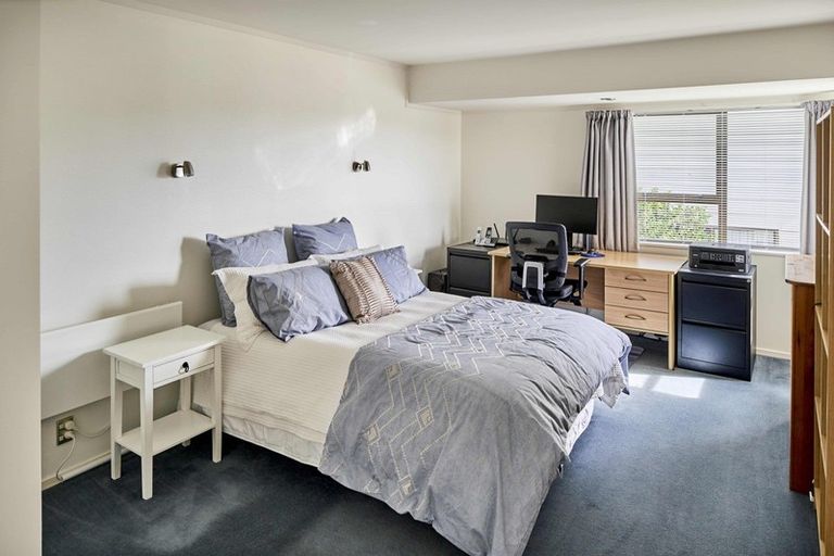 Photo of property in 18 Bosun Terrace, Whitby, Porirua, 5024