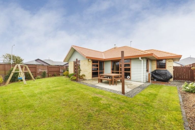 Photo of property in 53 Branigan Parade, Kelvin Grove, Palmerston North, 4414