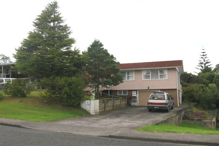 Photo of property in 2/57 Hogans Road, Glenfield, Auckland, 0629