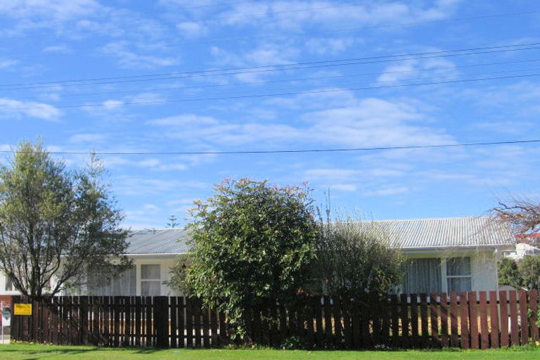 Photo of property in 9 Kingswood Road, Brookfield, Tauranga, 3110