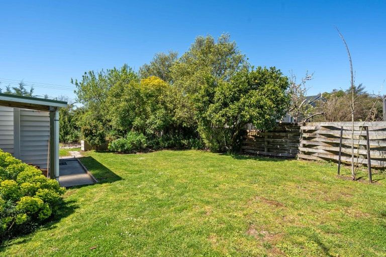 Photo of property in 91 Jellicoe Street, Martinborough, 5711