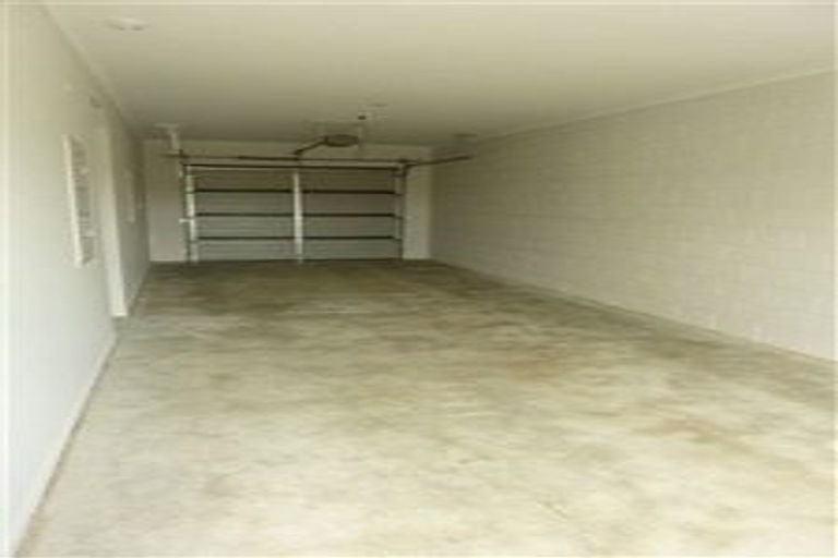 Photo of property in 12 Teal Way, Hobsonville, Auckland, 0616