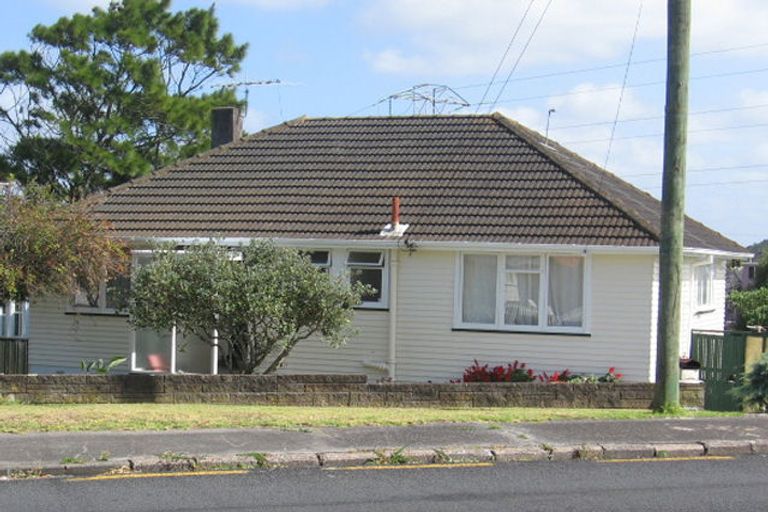 Photo of property in 5 Whitmore Road, Mount Roskill, Auckland, 1041