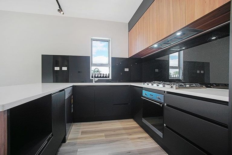 Photo of property in 20 Perkins Street, Papakura, 2110