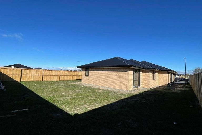 Photo of property in 38 Stackwood Avenue, Woodend, 7691