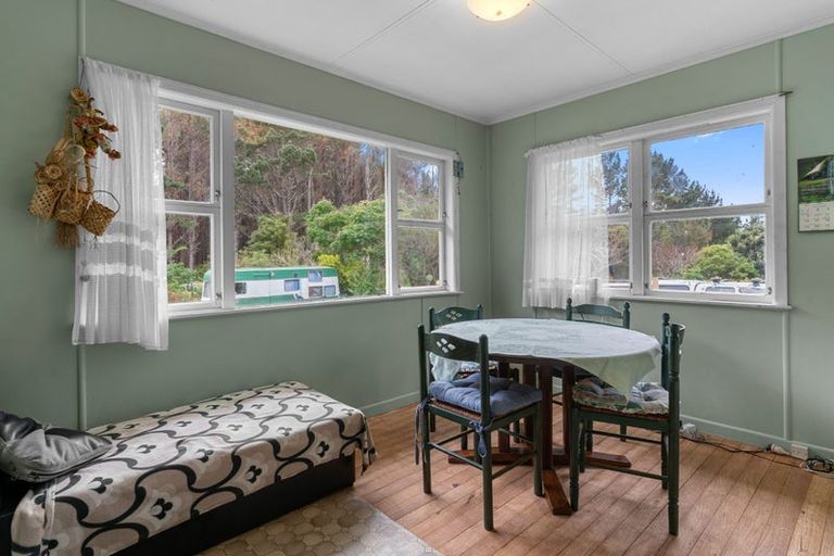 Photo of property in 141 Kellys Bay Road, Pouto, Te Kopuru, 0391