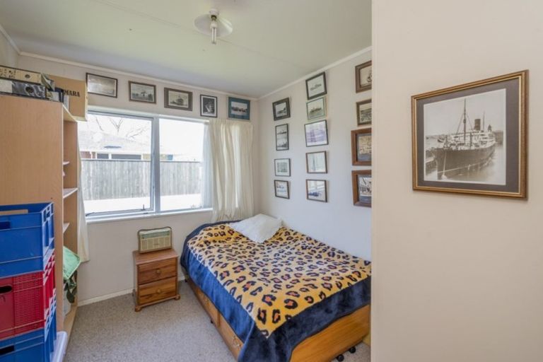 Photo of property in 16a Mako Mako Road, Levin, 5510