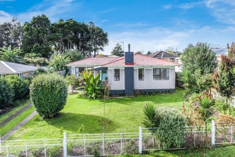 Photo of property in 11 Montgomery Avenue, Pukekohe, 2120