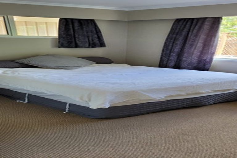 Photo of property in 147 Govett Avenue, Frankleigh Park, New Plymouth, 4310