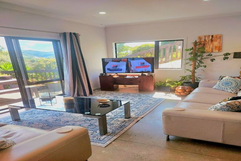 Photo of property in 14 Anaheim Place, Churton Park, Wellington, 6037