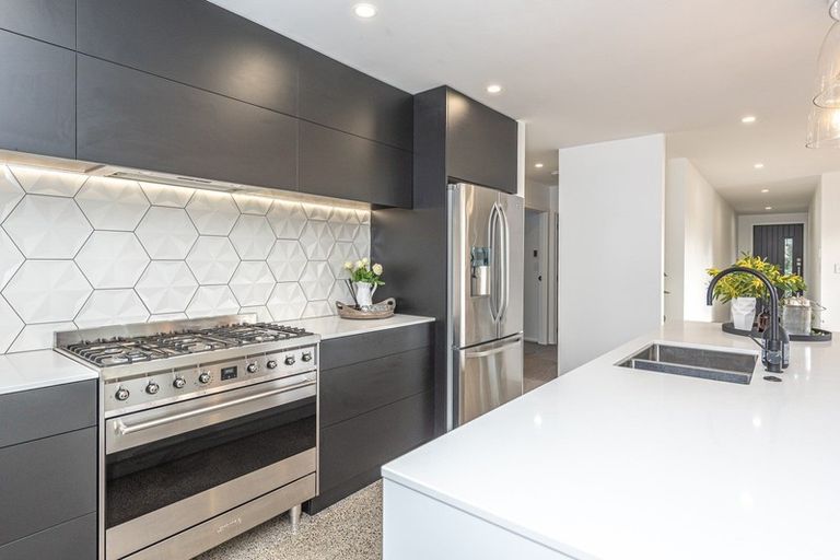 Photo of property in 187 Mount View Road, Bastia Hill, Whanganui, 4500