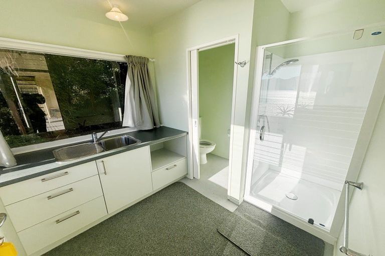 Photo of property in 9 Bayview Road, Charteris Bay, Lyttelton, 8971