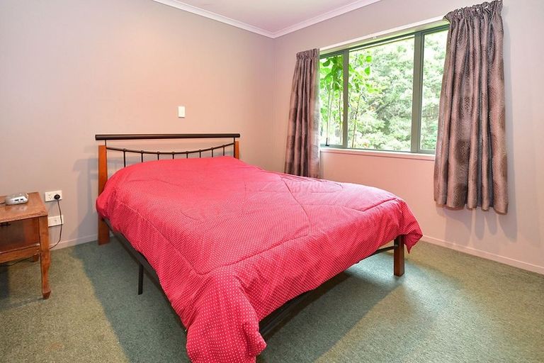 Photo of property in 5352 Kaipara Coast Highway, Wellsford, 0972